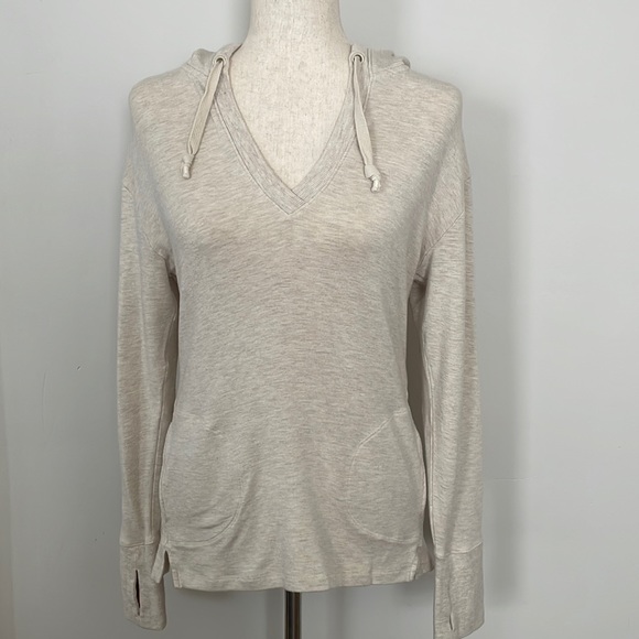 Athleta Tops - Athleta Women's Long Sleeve V Neck Hoodie